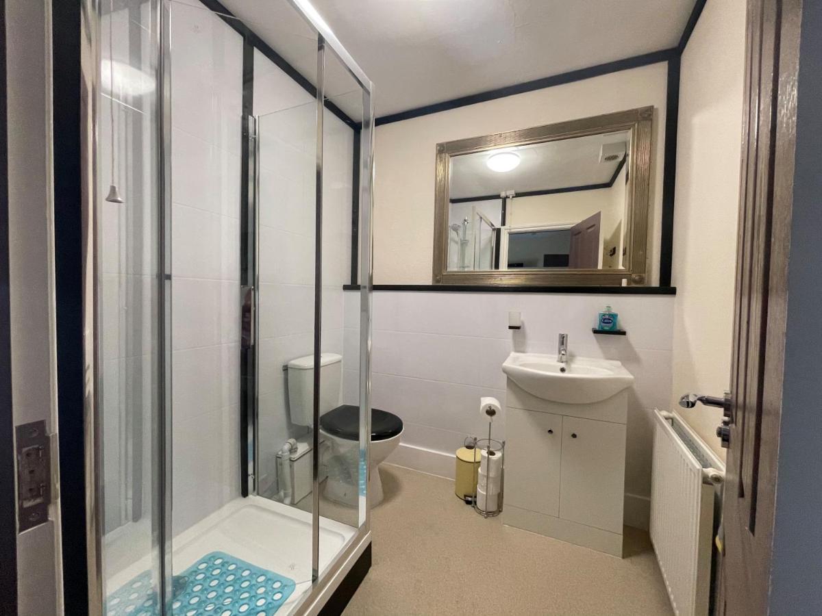 The Kings Arms Inn Stratton  ภายนอก รูปภาพ