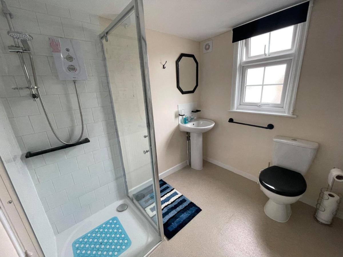 The Kings Arms Inn Stratton  ภายนอก รูปภาพ