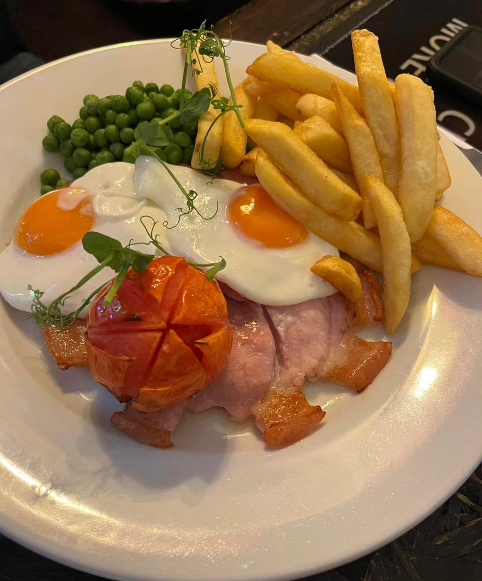 The Kings Arms Inn Stratton  ภายนอก รูปภาพ
